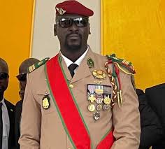 Qui est le colonel Mamady Doumbouya, Président de la Transition, nouvel homme fort de la Guinée ?