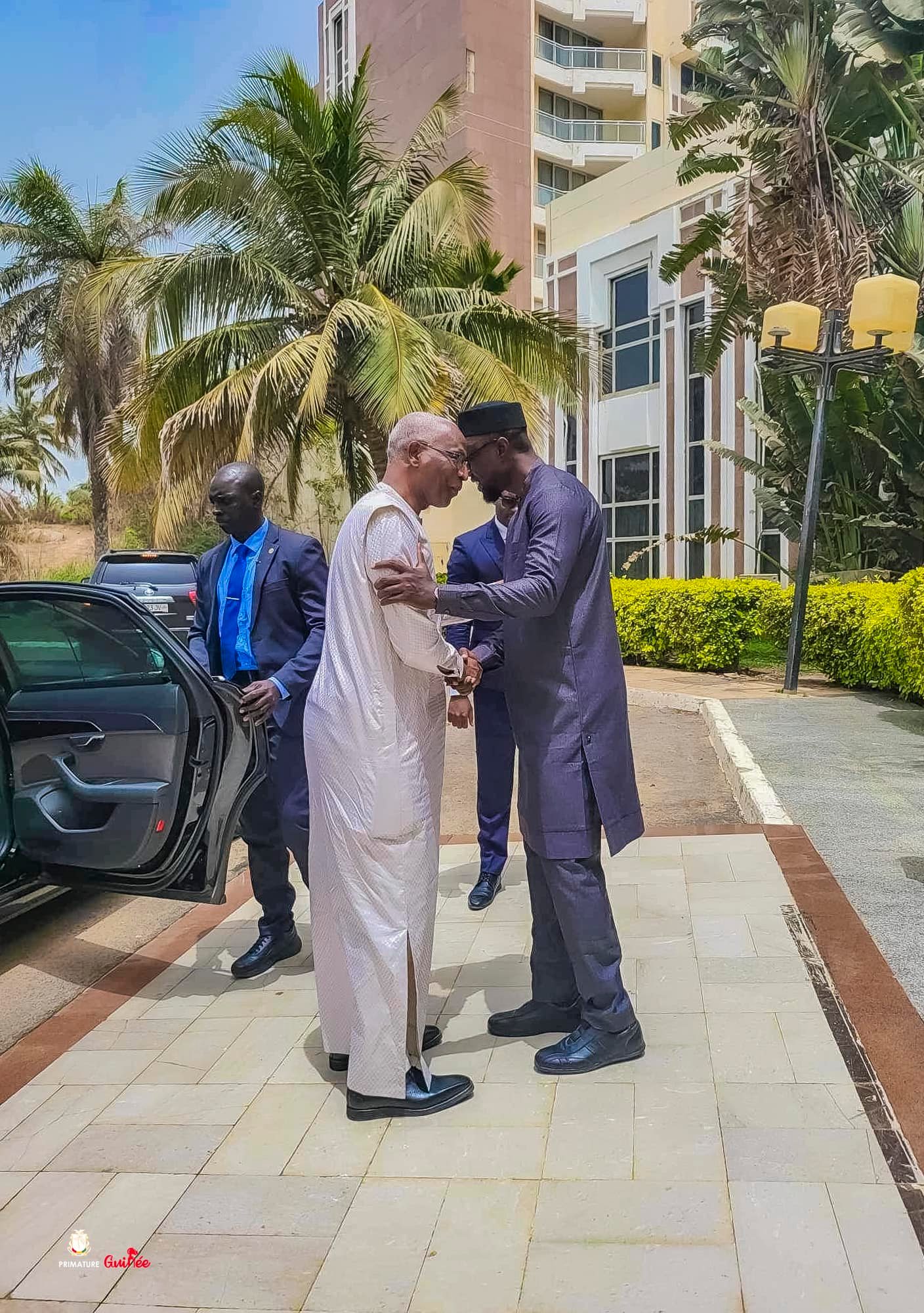 Le Premier ministre Bah Oury a rencontré son homologue sénégalais Ousman Sonko.